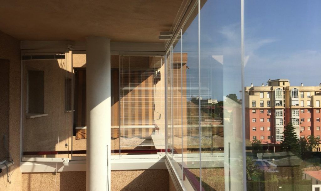 copertura balconi in vetro a Verona
